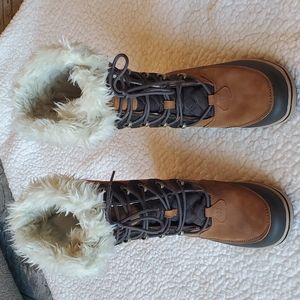 Helly Hansen Garibaldi Winter Boots